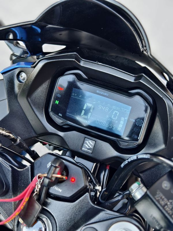 二手豪爵铃木GSX250R