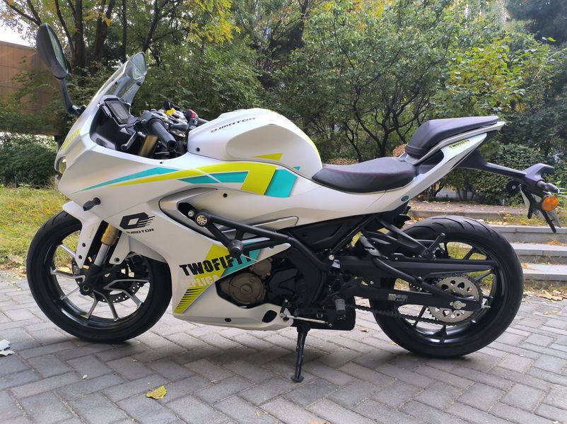 二手QJMOTOR赛250