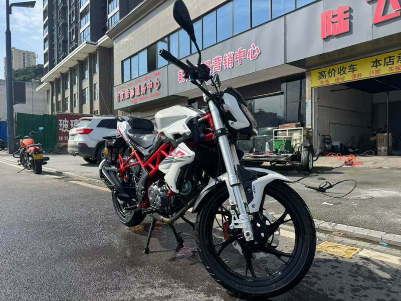 二手贝纳利红宝龙 TNT150i