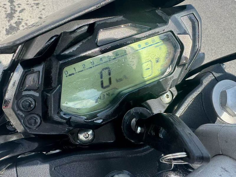 二手贝纳利红宝龙 TNT150i