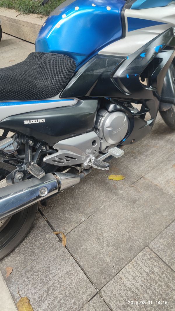 二手豪爵铃木骊驰 GW 250F