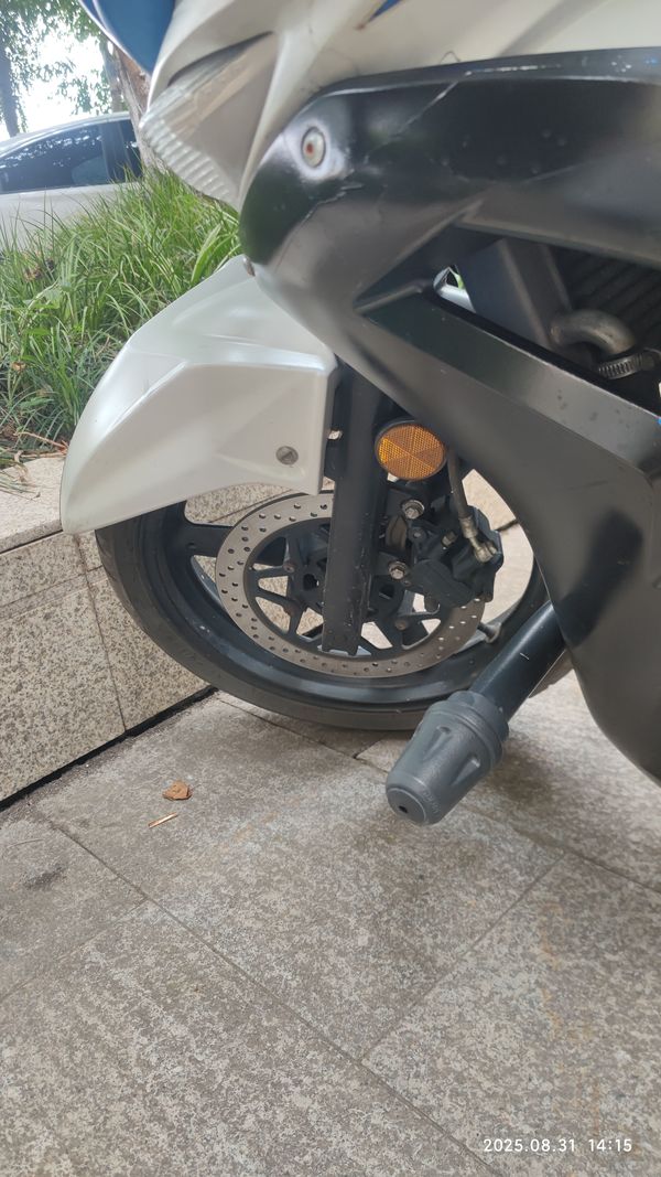 二手豪爵铃木骊驰 GW 250F