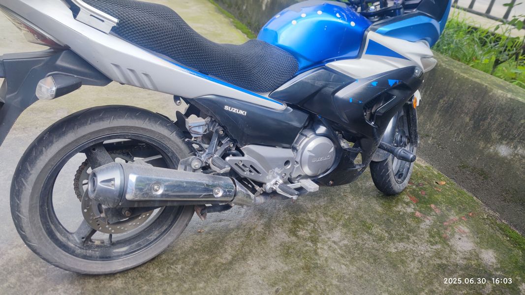 二手豪爵铃木骊驰 GW 250F