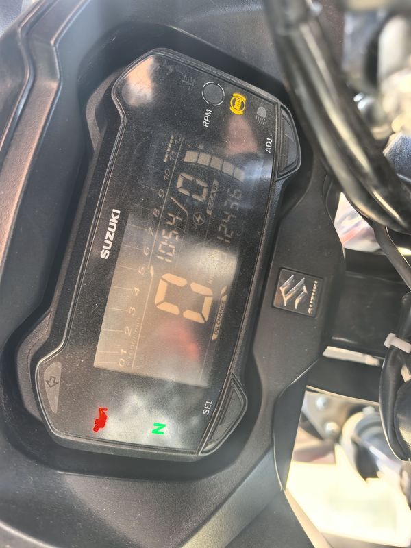 二手豪爵铃木GSX250R