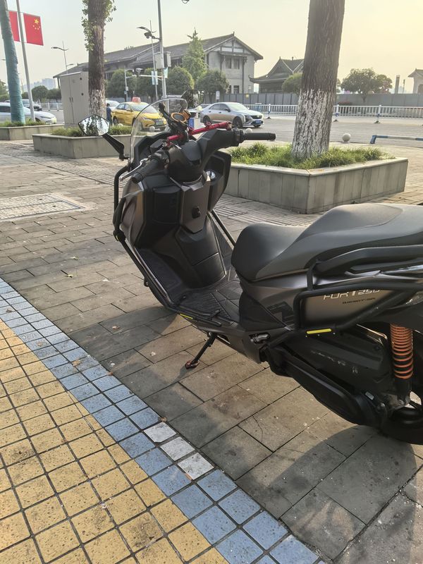二手QJMOTOR鸿250