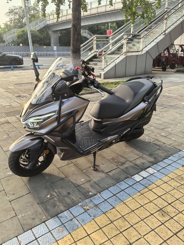 二手QJMOTOR鸿250