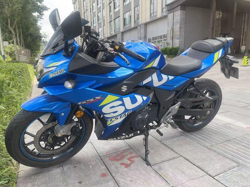 二手豪爵铃木GSX250R