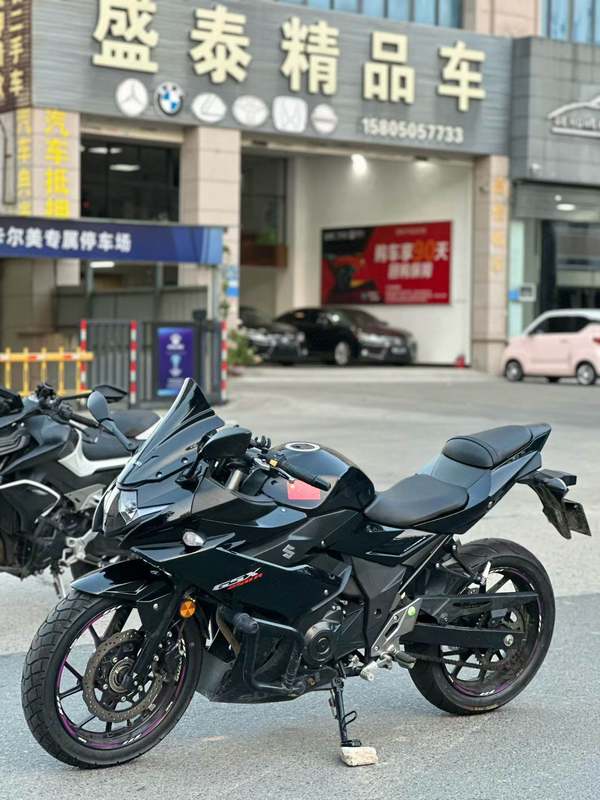 二手豪爵铃木GSX250R
