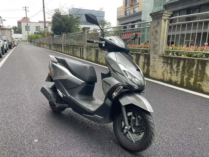 二手五羊本田NPF125