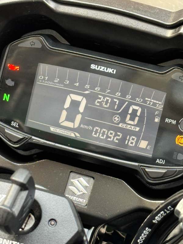 二手豪爵铃木GSX250R