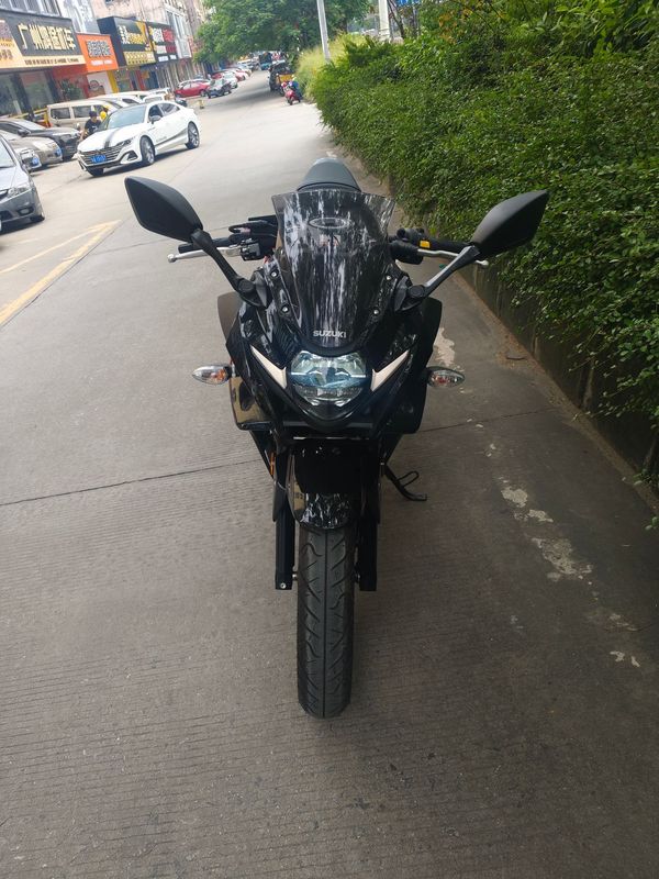 二手豪爵铃木GSX250R