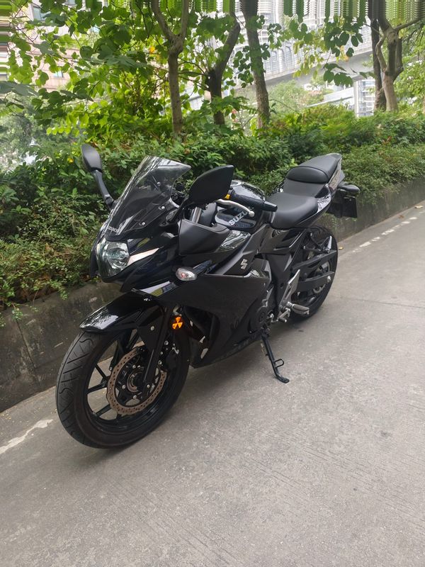 二手豪爵铃木GSX250R