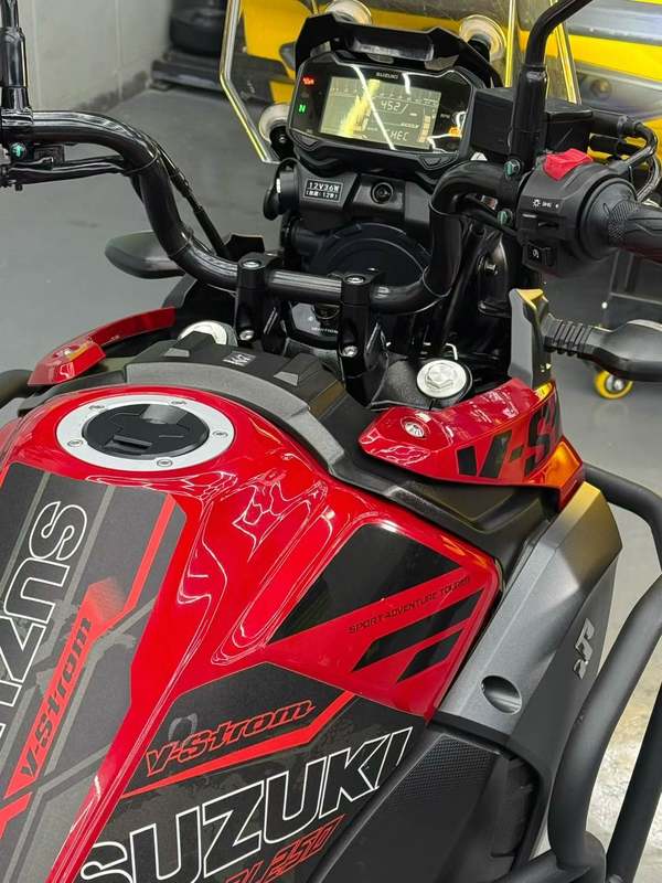 二手豪爵铃木DL250