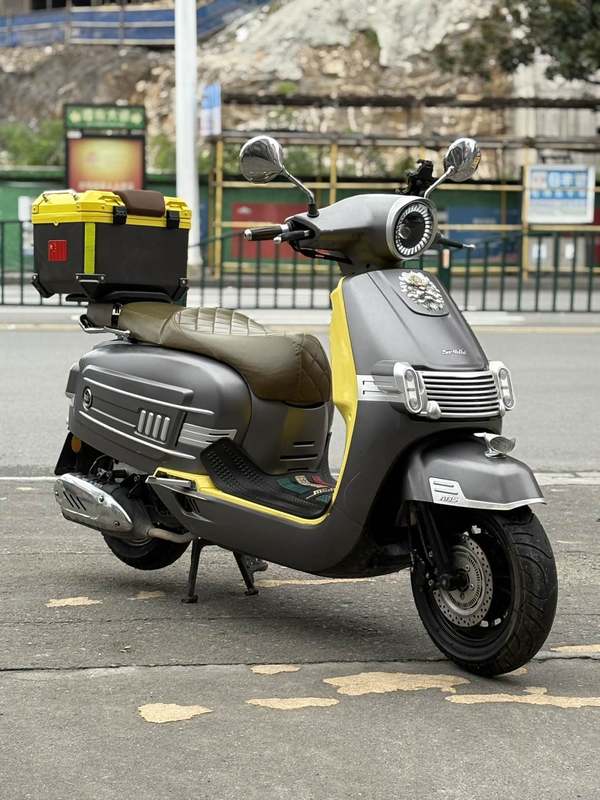 二手三業喀秋莎