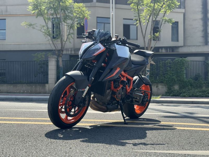 二手KTMR2R1290 Super Duke