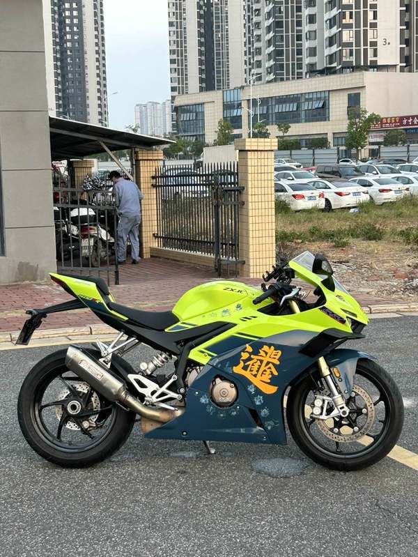 二手张雪机车500RR