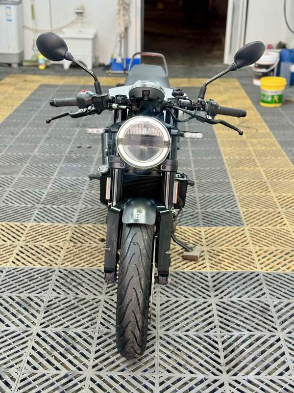 二手HUSQVARNA白箭 401