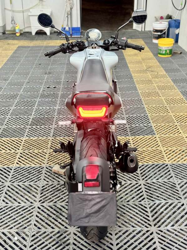 二手HUSQVARNA白箭 401