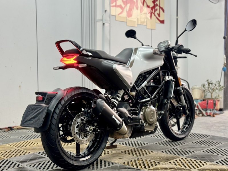 二手HUSQVARNA白箭 401
