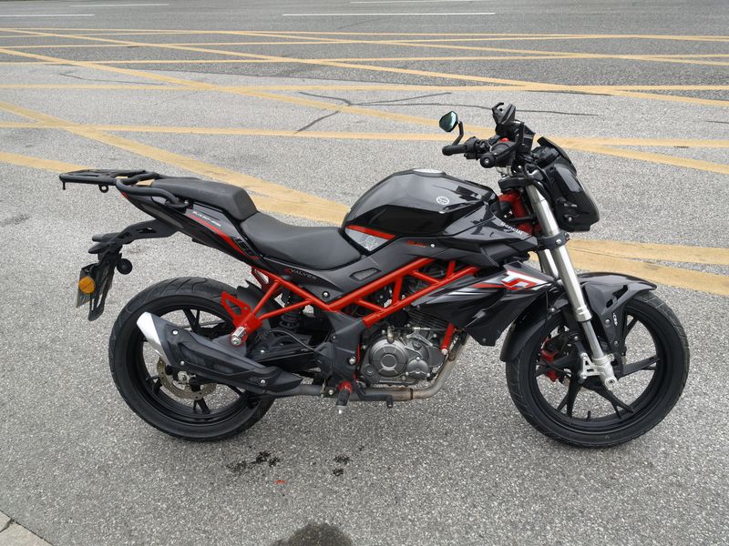 二手贝纳利红宝龙 TNT150i