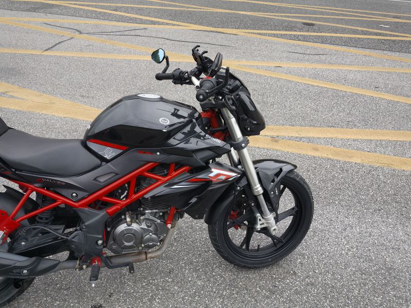 二手贝纳利红宝龙 TNT150i