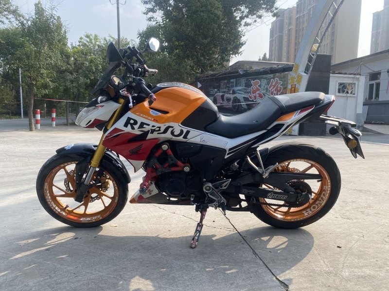 二手五羊本田CB190R 暴锋眼