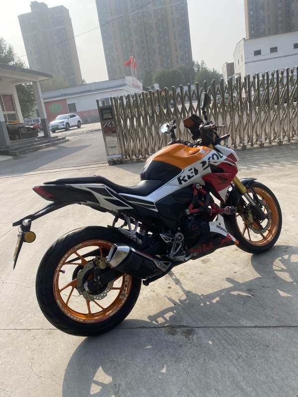 二手五羊本田CB190R 暴锋眼