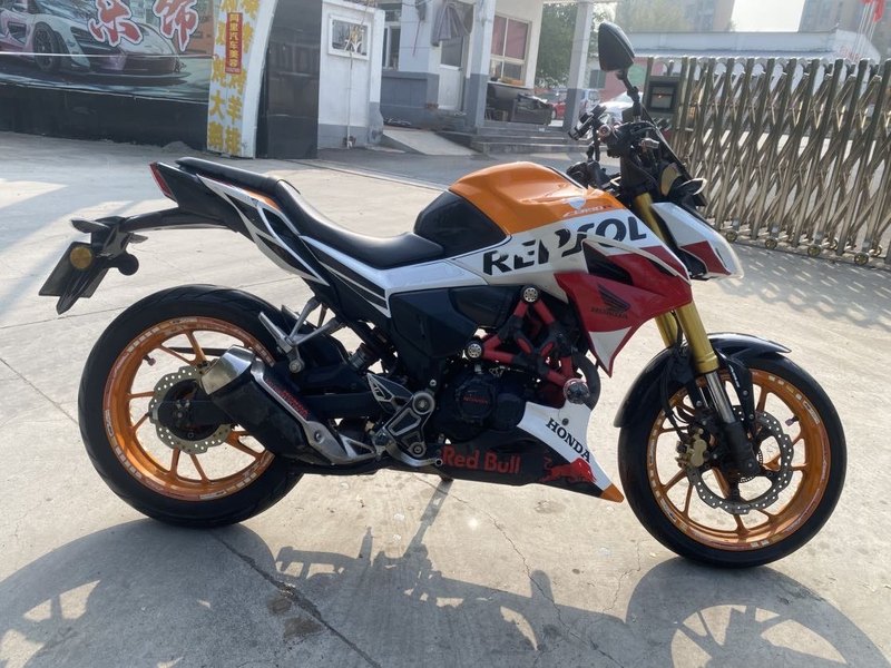 二手五羊本田CB190R 暴锋眼