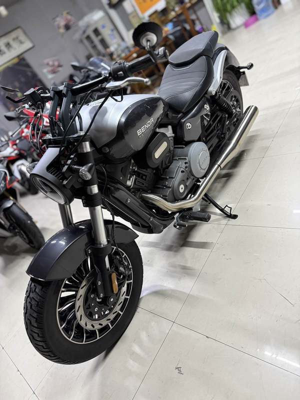 二手奔达Rock300 灰石