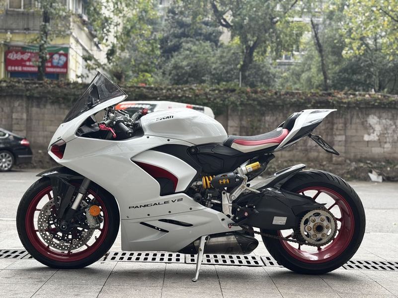二手杜卡迪Panigale V2