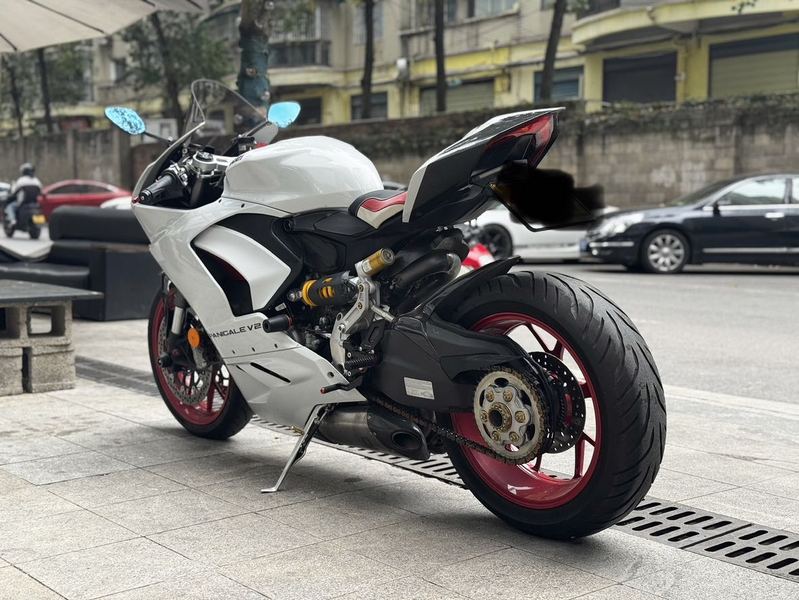 二手杜卡迪Panigale V2
