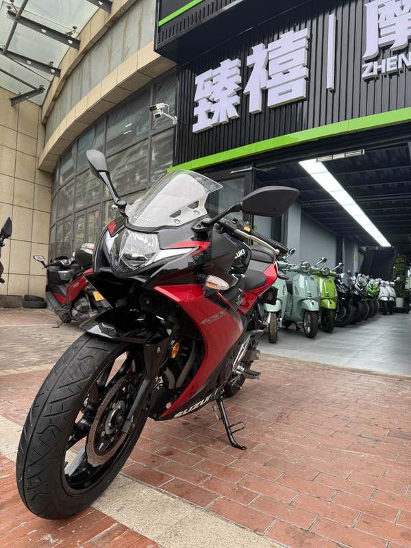 二手豪爵铃木GSX250R