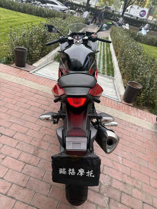 二手豪爵铃木GSX250R