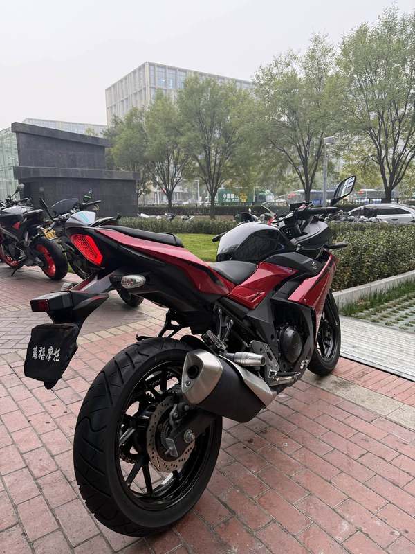 二手豪爵铃木GSX250R