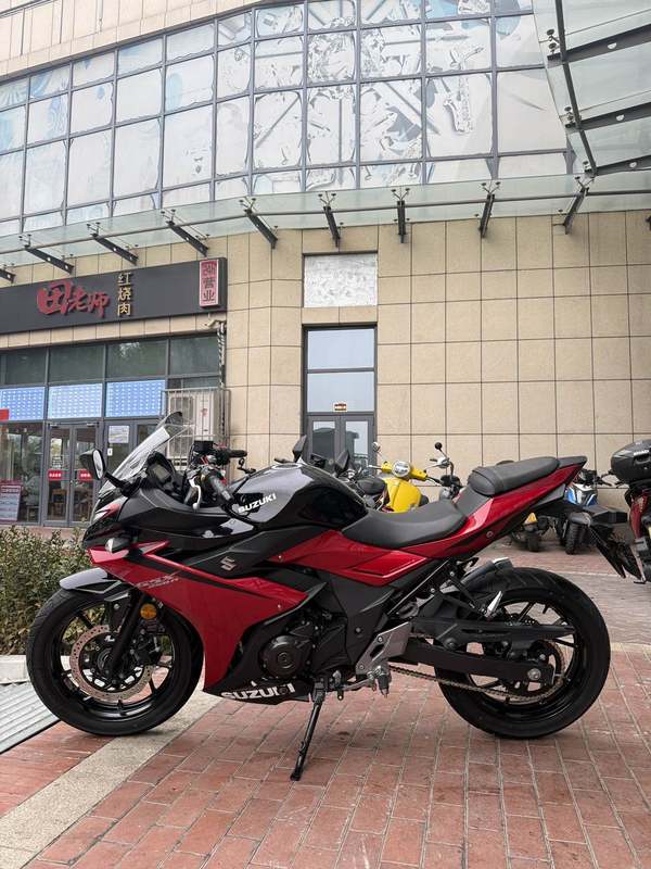 二手豪爵铃木GSX250R