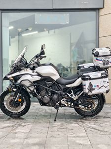 二手贝纳利金鹏 TRK502
