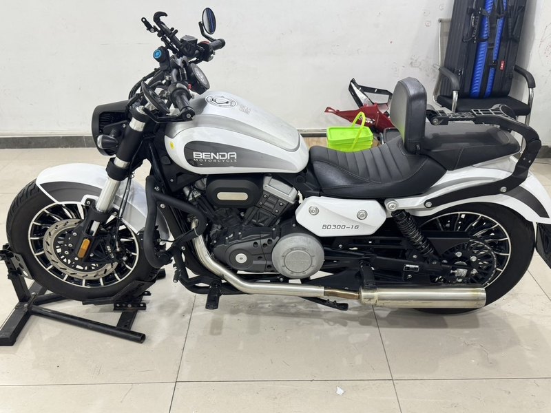 二手奔达Rock300 灰石