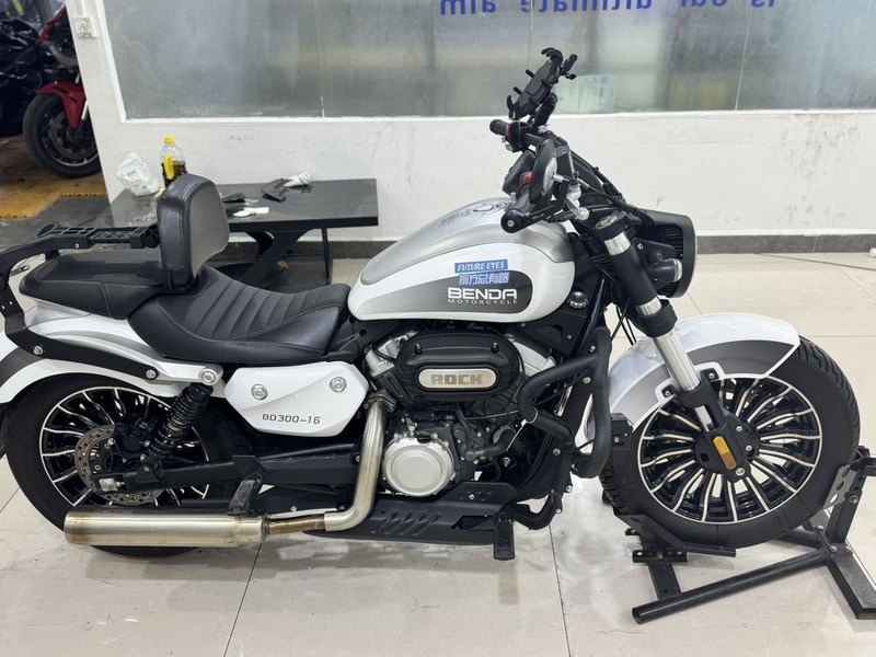 二手奔达Rock300 灰石