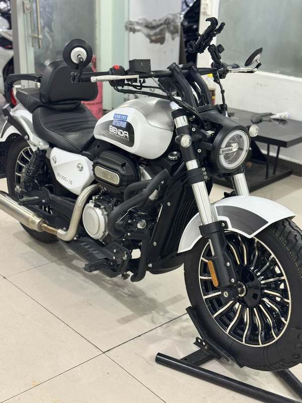 二手奔达Rock300 灰石