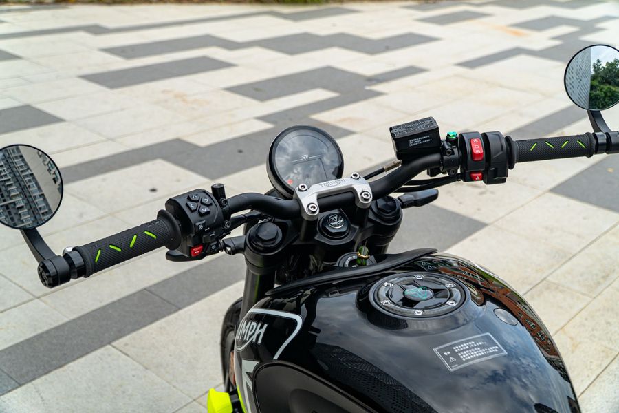 二手凯旋Trident 660