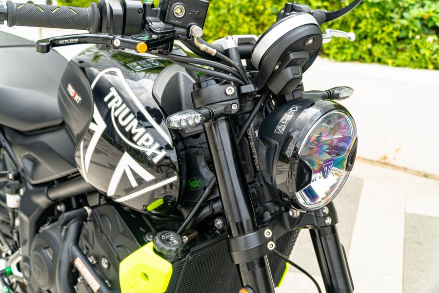 二手凯旋Trident 660