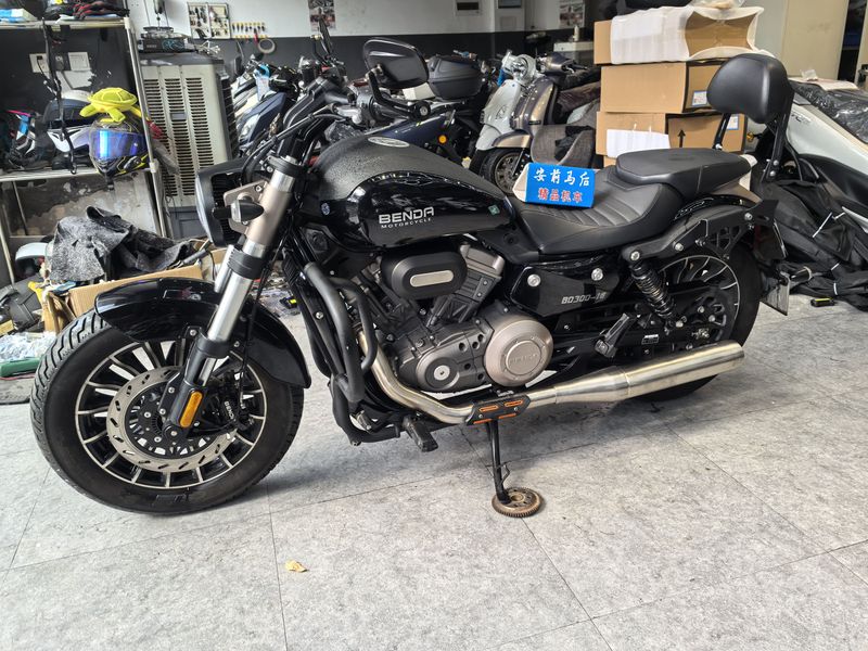 二手奔达Rock300 灰石