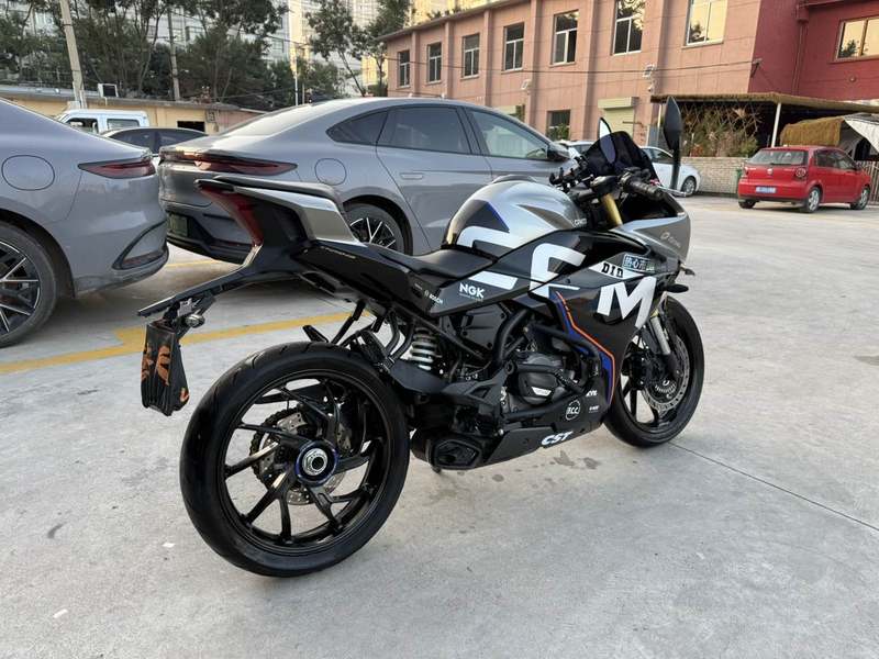 二手春风250SR