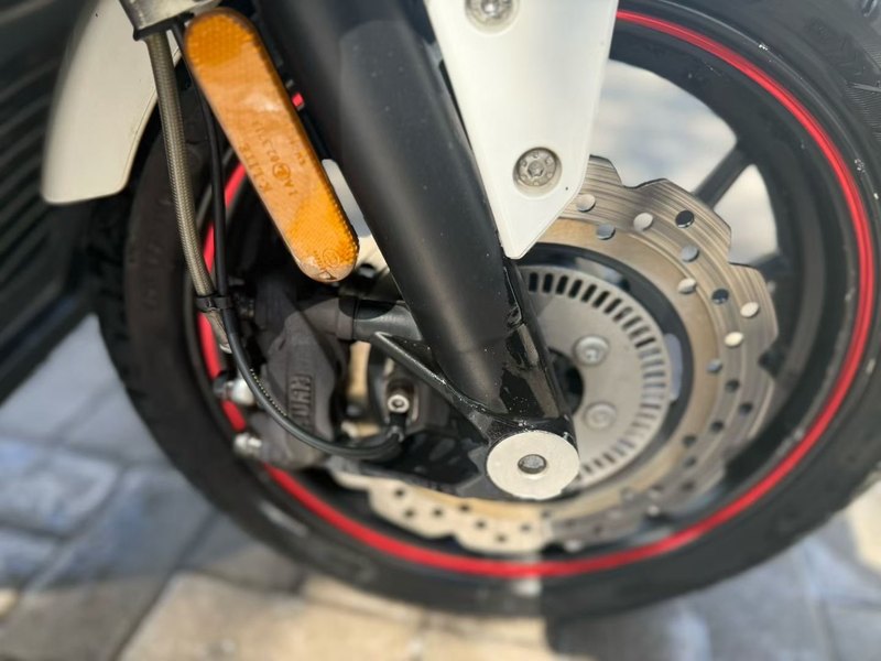 二手龙嘉VMAX ie300