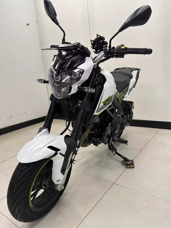 二手贝纳利小暴龙TNT125