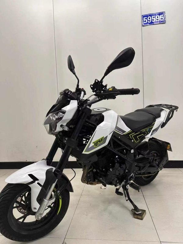 二手贝纳利小暴龙TNT125