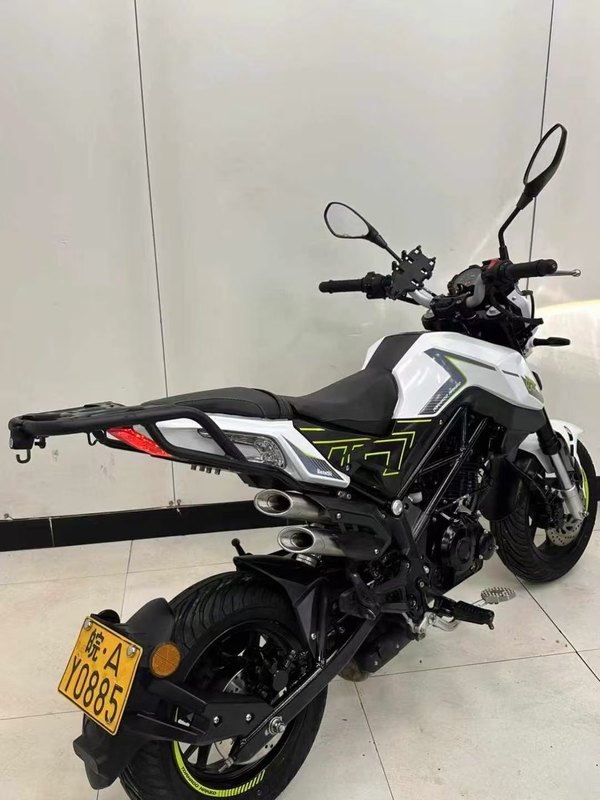 二手贝纳利小暴龙TNT125