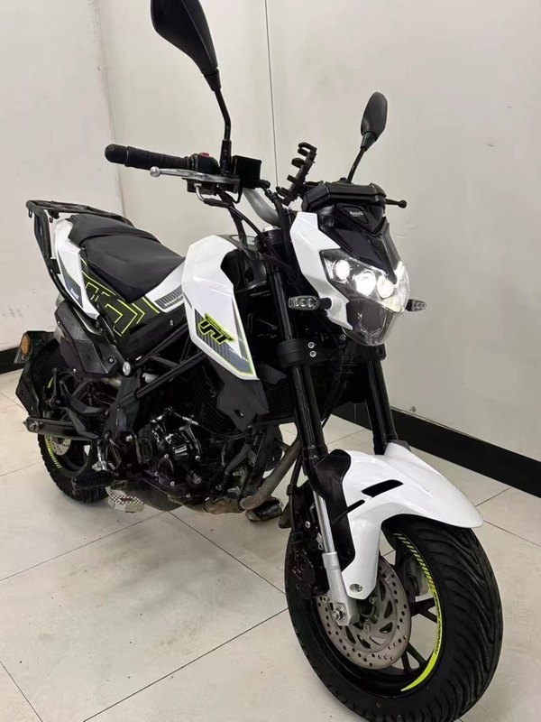 二手贝纳利小暴龙TNT125