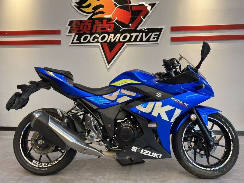 二手豪爵铃木GSX250R