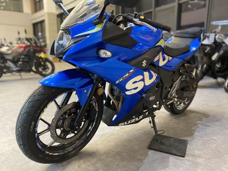 二手豪爵铃木GSX250R